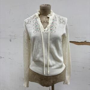 70s Vintage Cottagecore Embroidered Pointelle Knit Sweater
